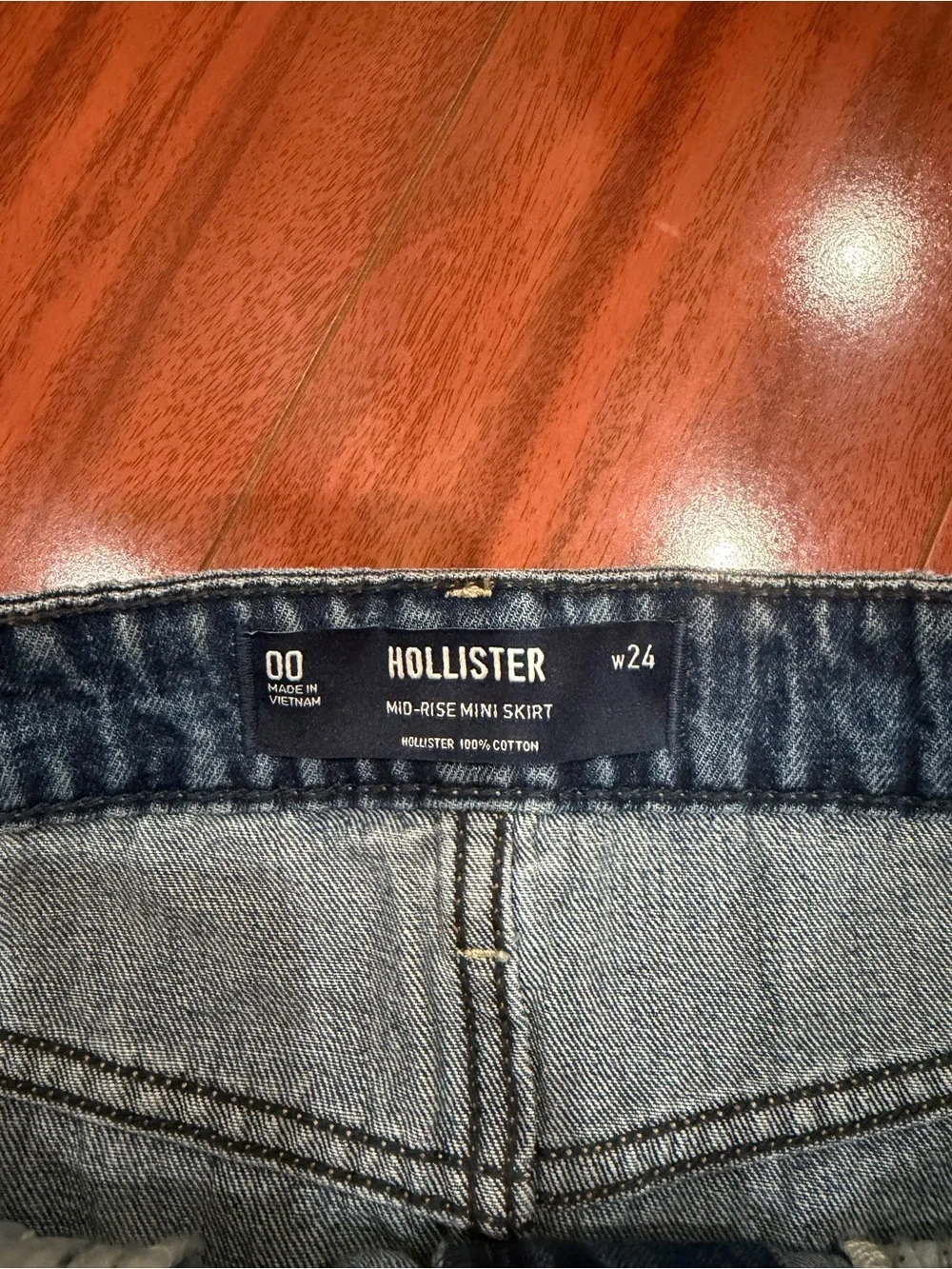 Hollister Mid Rise Mini Denim Skirt, Size W24